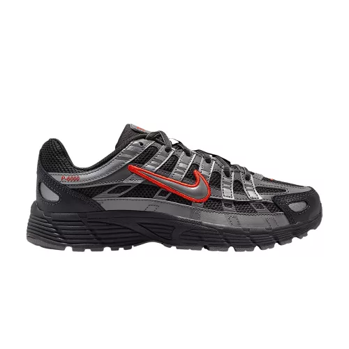 Nike P-6000 Anthracite Picante Red Metallic Cool Grey (GS) alacsony szárú sneaker – termékfotó, oldalnézet
