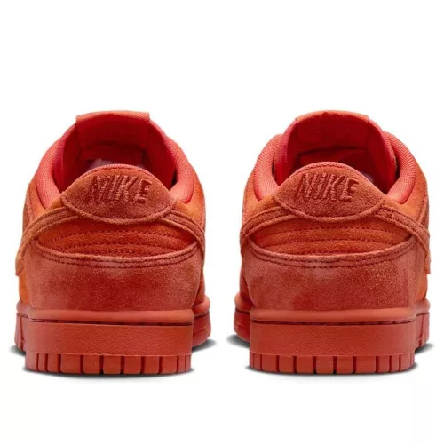 Nike Dunk Low SE Valley Of Fire (Women's) alacsony szárú sneaker – termékfotó, oldalnézet