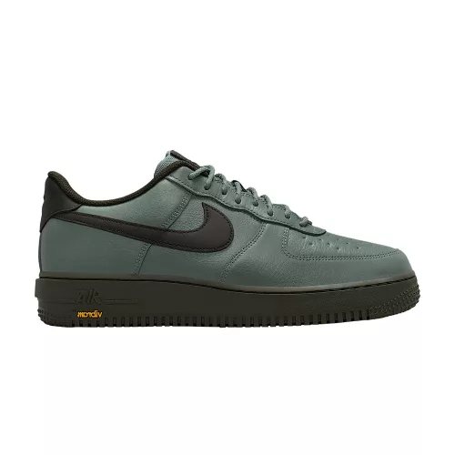 Nike Air Force 1 Low Gore-Tex Vibram Clay Green alacsony szárú sneaker – termékfotó, oldalnézet