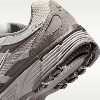Nike P-6000 Phantom Mink Brown (Women's) alacsony szárú sneaker – termékfotó, oldalnézet