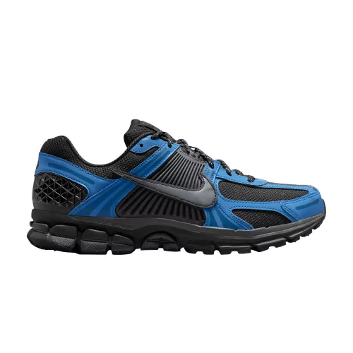 Nike Zoom Vomero 5 Black Court Blue alacsony szárú sneaker – termékfotó, oldalnézet