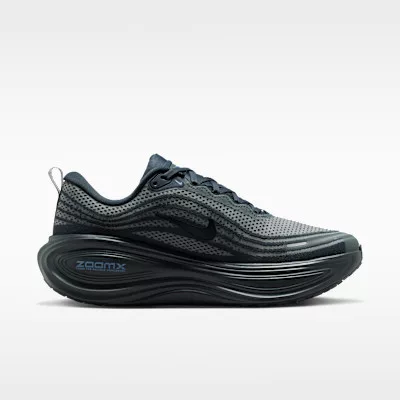 Nike Vomero Plus Thunder Blue Obsidian alacsony szárú sneaker – termékfotó, oldalnézet