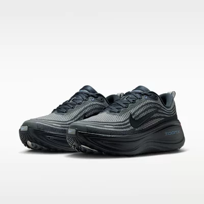 Nike Vomero Plus Thunder Blue Obsidian alacsony szárú sneaker – termékfotó, oldalnézet