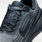 Nike Vomero Plus Thunder Blue Obsidian alacsony szárú sneaker – termékfotó, oldalnézet