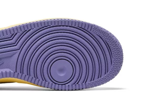 Nike Air Force 1 Low Protro Kobe Bryant Mamba Mentality alacsony szárú sneaker – termékfotó, oldalnézet