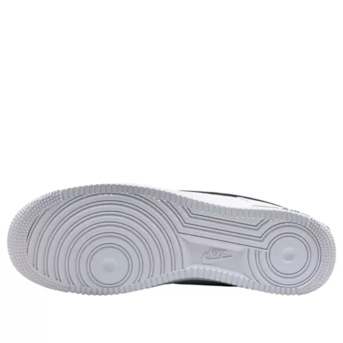Nike Air Force 1 Low '07 LV8 White Black Bright Crimson alacsony szárú sneaker – termékfotó, oldalnézet