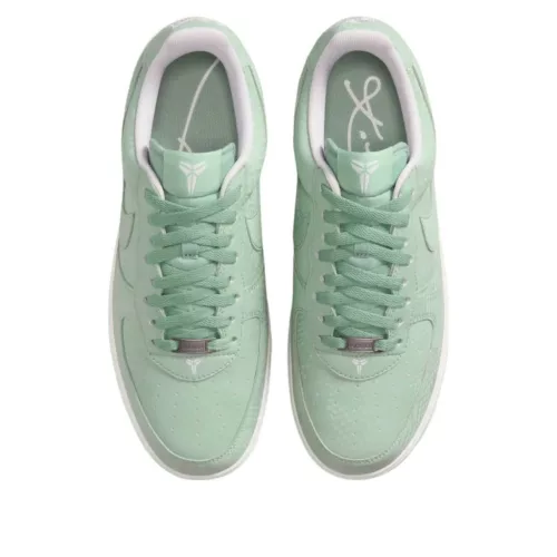 Nike Air Force 1 Low Kobe Bryant Forever Steam alacsony szárú sneaker – termékfotó, oldalnézet