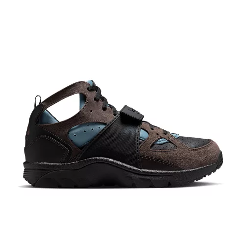 Nike Air Trainer Huarache Baroque Brown Black alacsony szárú sneaker – termékfotó, oldalnézet