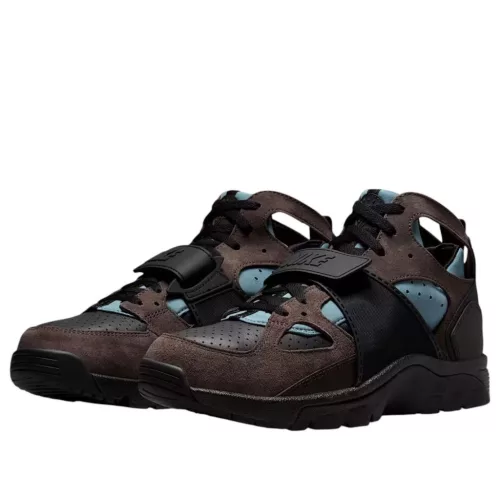 Nike Air Trainer Huarache Baroque Brown Black alacsony szárú sneaker – termékfotó, oldalnézet