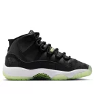 Jordan 11 Retro Black Barely Volt (GS) alacsony szárú sneaker – termékfotó, oldalnézet