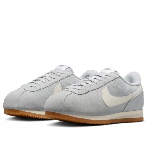 Nike Cortez Light Smoke Grey Sail Gum (Women's) alacsony szárú sneaker – termékfotó, oldalnézet
