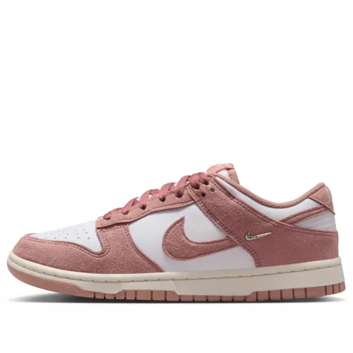 Nike Dunk Low Rose Whisper Gold Mini Swoosh (Women's) alacsony szárú sneaker – termékfotó, oldalnézet