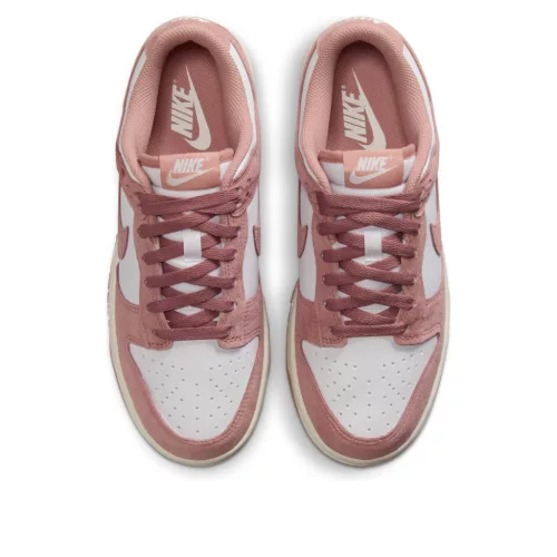 Nike Dunk Low Rose Whisper Gold Mini Swoosh (Women's) alacsony szárú sneaker – termékfotó, oldalnézet