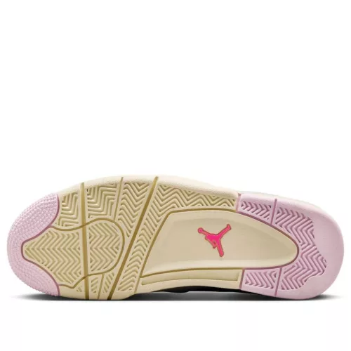 Jordan 4 RM Easter (Women's) alacsony szárú sneaker – termékfotó, oldalnézet