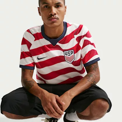 Nike Usmnt 2026 Stadium Home Sail Midnight Navy uniszex póló világos bézs sötétkék utcai sneaker