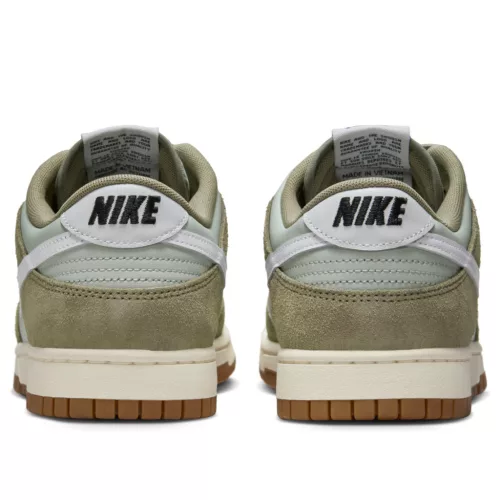 Nike Dunk Low Retro SE Light Silver Light Army Sail White alacsony szárú sneaker – termékfotó, oldalnézet