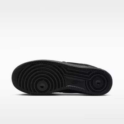 Nike Air Force 1 Low Valentine's Day Black (2026) alacsony szárú sneaker – termékfotó, oldalnézet