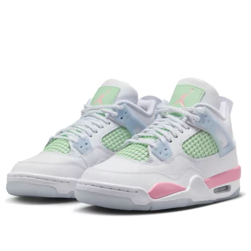 Jordan 4 Retro Valentine's Day (2026) (GS) alacsony szárú sneaker – termékfotó, oldalnézet