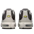 Nike Air Max Plus Year of The Snake alacsony szárú sneaker – termékfotó, oldalnézet