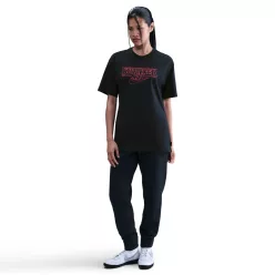 Nike x Stranger Things NSW Tee Black – termékfotó, oldalnézet