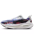 Nike Vomero 18 SE Light Trails alacsony szárú sneaker – termékfotó, oldalnézet