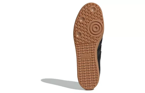 adidas Samba OG Made In Italy Black Gum alacsony szárú sneaker – termékfotó, oldalnézet