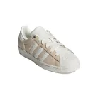 Adidas Wmns Superstar 'Sand Strata' alacsony szárú sneaker – termékfotó, oldalnézet