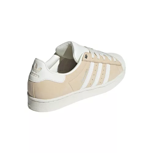 Adidas Wmns Superstar 'Sand Strata' alacsony szárú sneaker – termékfotó, oldalnézet