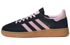 adidas Handball Spezial Core Black Clear Pink Gum (Women's) alacsony szárú sneaker – termékfotó, oldalnézet