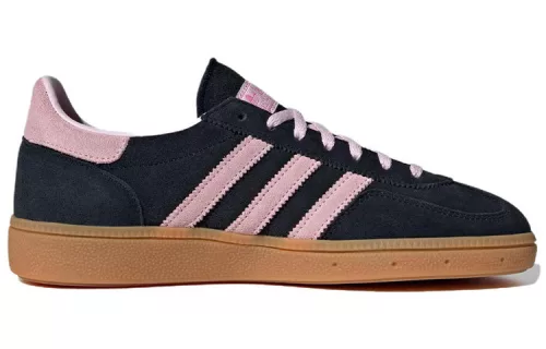 adidas Handball Spezial Core Black Clear Pink Gum (Women's) alacsony szárú sneaker – termékfotó, oldalnézet