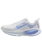 Nike Vomero 18 'White Royal Pulse' (Women's) alacsony szárú sneaker – termékfotó, oldalnézet