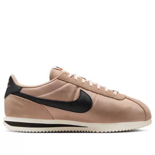 Nike Cortez Desert Black Sail (Women's) alacsony szárú sneaker – termékfotó, oldalnézet