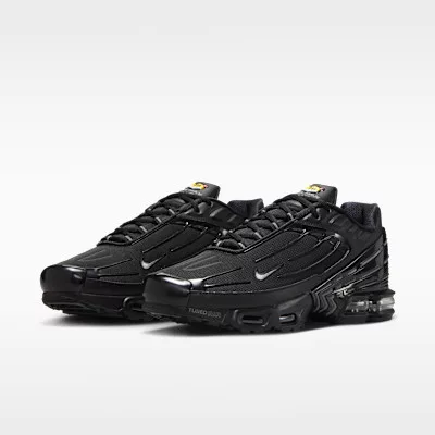 Nike Air Max Plus 3 Black Smoke Grey sneaker – termékfotó, oldalnézet