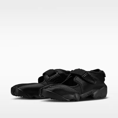 Nike Air Rift Triple Black Satin (Women's) alacsony szárú sneaker – termékfotó, oldalnézet