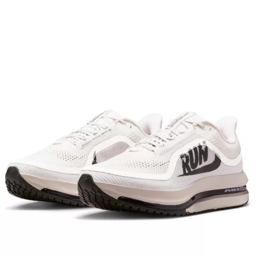 Nike Air Zoom Pegasus Premium Run alacsony szárú sneaker – termékfotó, oldalnézet