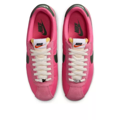 Nike Cortez TXT Pinksicle Sail White Fir (Women's) alacsony szárú sneaker – termékfotó, oldalnézet