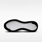 Nike Vomero Plus Extra Wide 'Black Cool Grey' alacsony szárú sneaker – termékfotó, oldalnézet
