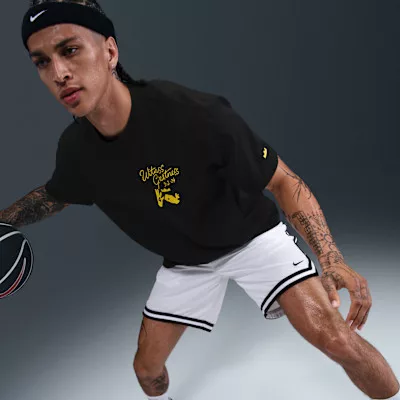 LeBron "Uncharted" Men's Max90 Basketball T-Shirt Black – termékfotó, oldalnézet