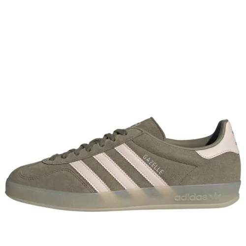 adidas Gazelle Indoor Olive Strata Wonder Quartz alacsony szárú sneaker – termékfotó, oldalnézet