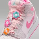 Jordan 1 Mid ALT SE Spring Flowers (GS) közepes szárú sneaker – termékfotó, oldalnézet