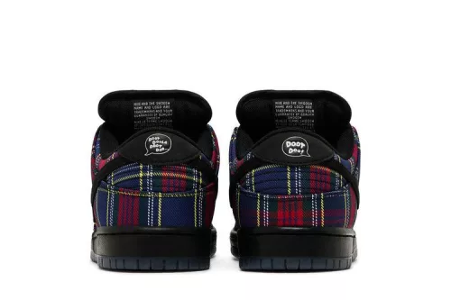 Nike SB Dunk Low Nardwuar férfi alacsony szárú utcai sneaker piros fekete sárga kék