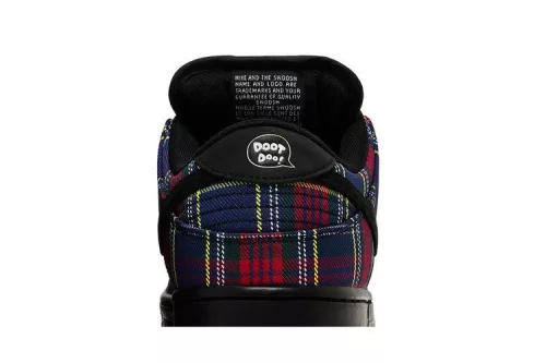Nike SB Dunk Low Nardwuar férfi alacsony szárú utcai sneaker piros fekete sárga kék