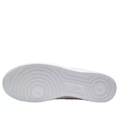 Nike Air Force 1 Low World Tour White alacsony szárú sneaker – termékfotó, oldalnézet