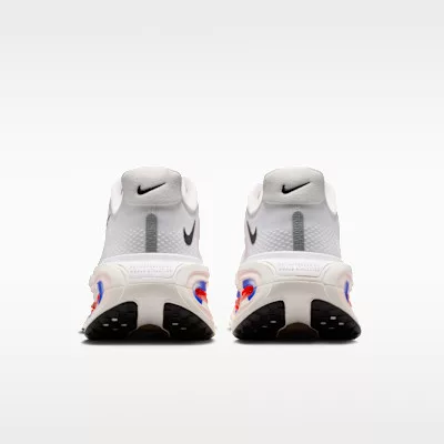 Nike Vomero Premium CM White Racer Blue Crimson alacsony szárú sneaker – termékfotó, oldalnézet