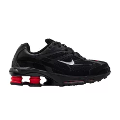 Nike Shox Ride 2 Black University Red alacsony szárú sneaker – termékfotó, oldalnézet