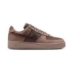 Nike Air Force 1 '07 LV8 Mink Brown Dark Hazel alacsony szárú sneaker – termékfotó, oldalnézet