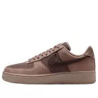 Nike Air Force 1 '07 LV8 Mink Brown Dark Hazel alacsony szárú sneaker – termékfotó, oldalnézet