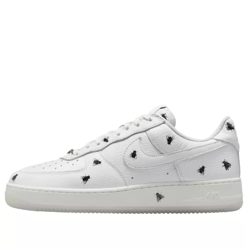 Nike Air Force 1 Low Retro Houseflies alacsony szárú sneaker – termékfotó, oldalnézet