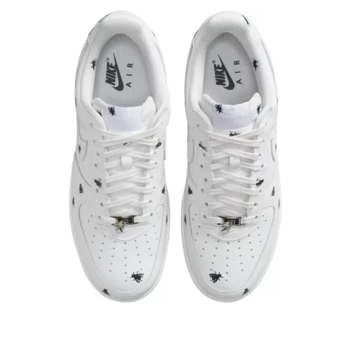 Nike Air Force 1 Low Retro Houseflies alacsony szárú sneaker – termékfotó, oldalnézet