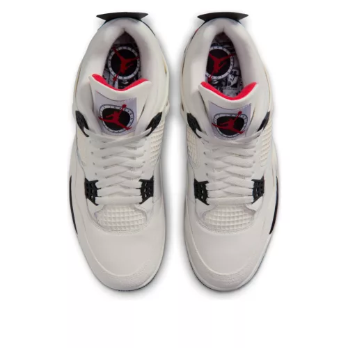 Jordan 4 Retro Flight Club alacsony szárú sneaker – termékfotó, oldalnézet